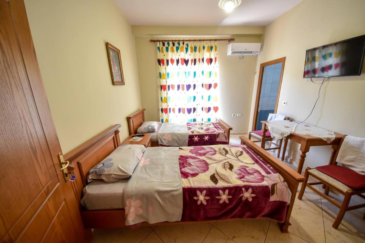 Hotel Geraldo Gjirokastër Exterior foto